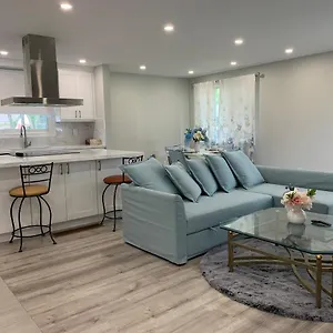 charming-bungalow-retreat-in-chippawa-niagara-fall.niagara-fallshotels.com/